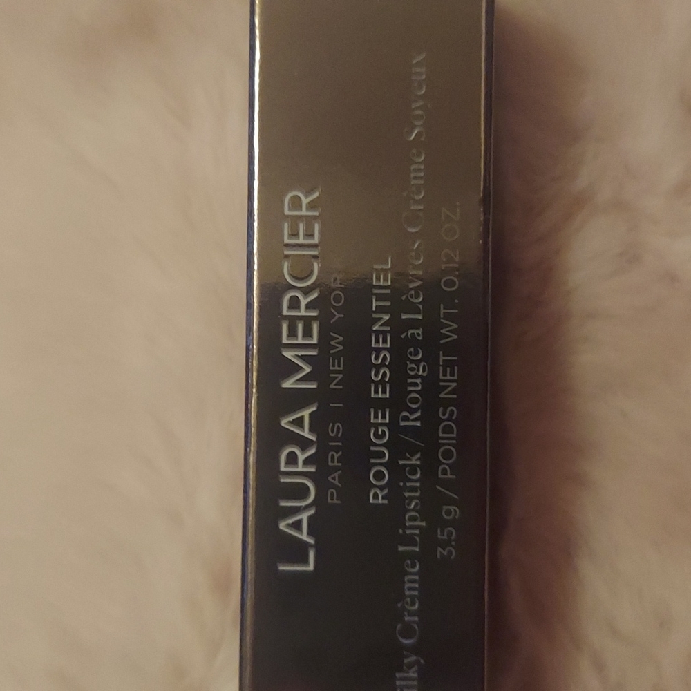 Laura Mercier